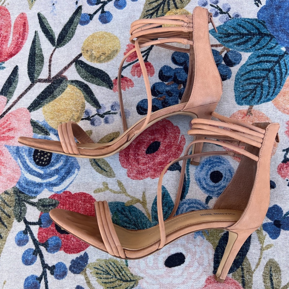 Chic Blush/Tan Strappy Heels